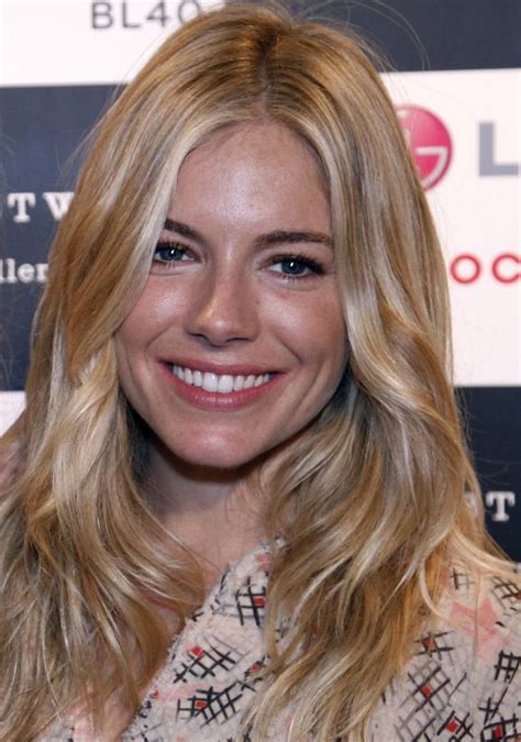 sienna miller measures.